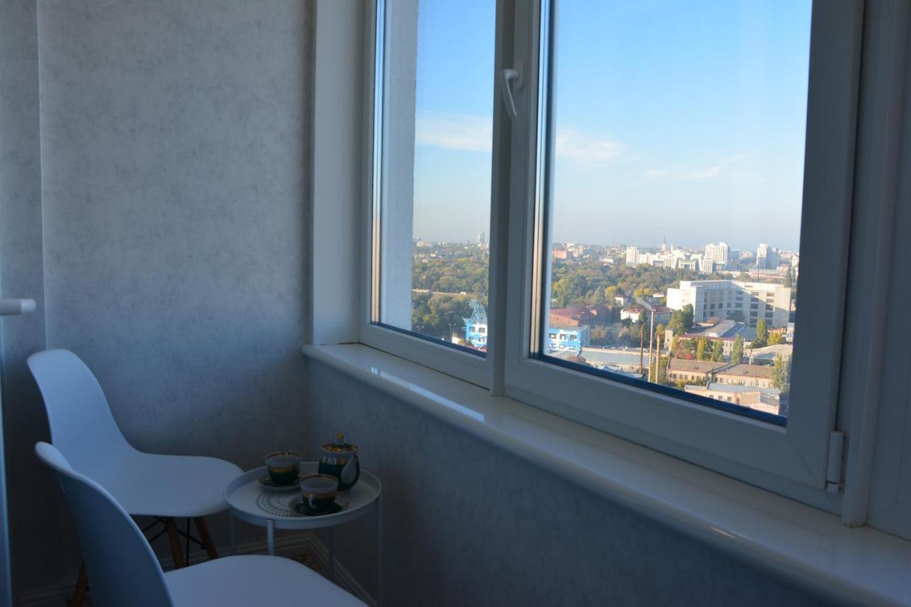 Apartment Sky 24 Floor In Centre Odesa Exterior foto